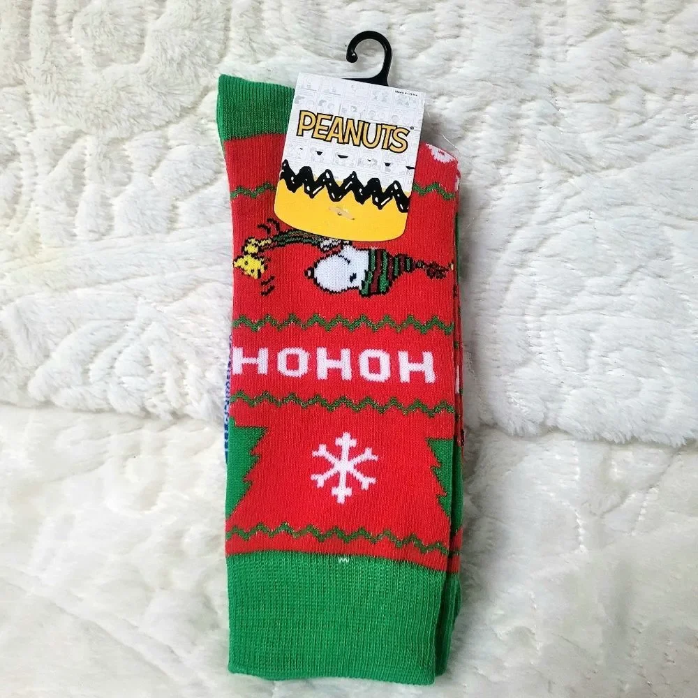 Bioworld Peanuts Snoopy Christmas Crew Socks 2 Pair Mens Sock Size 10-12 New